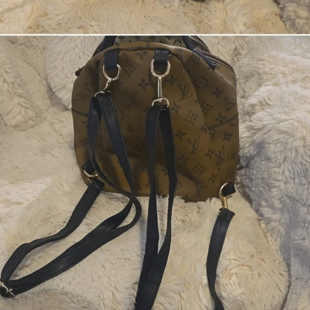 Generic Palm Spring Reverse Monogram L... V.... - Picture 2 of 6
